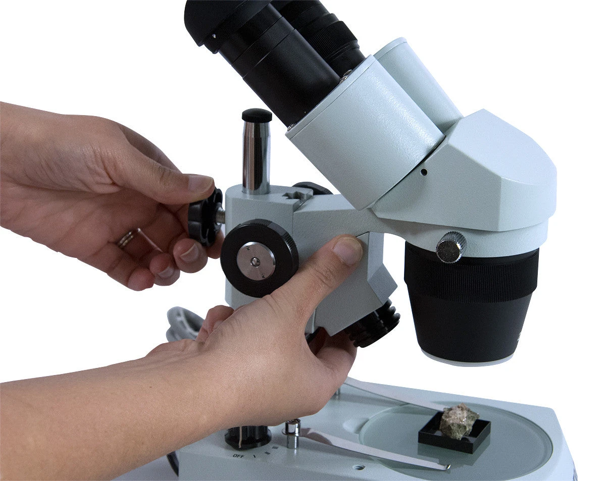Celestron Advanced Stereo Microscope - Image 5