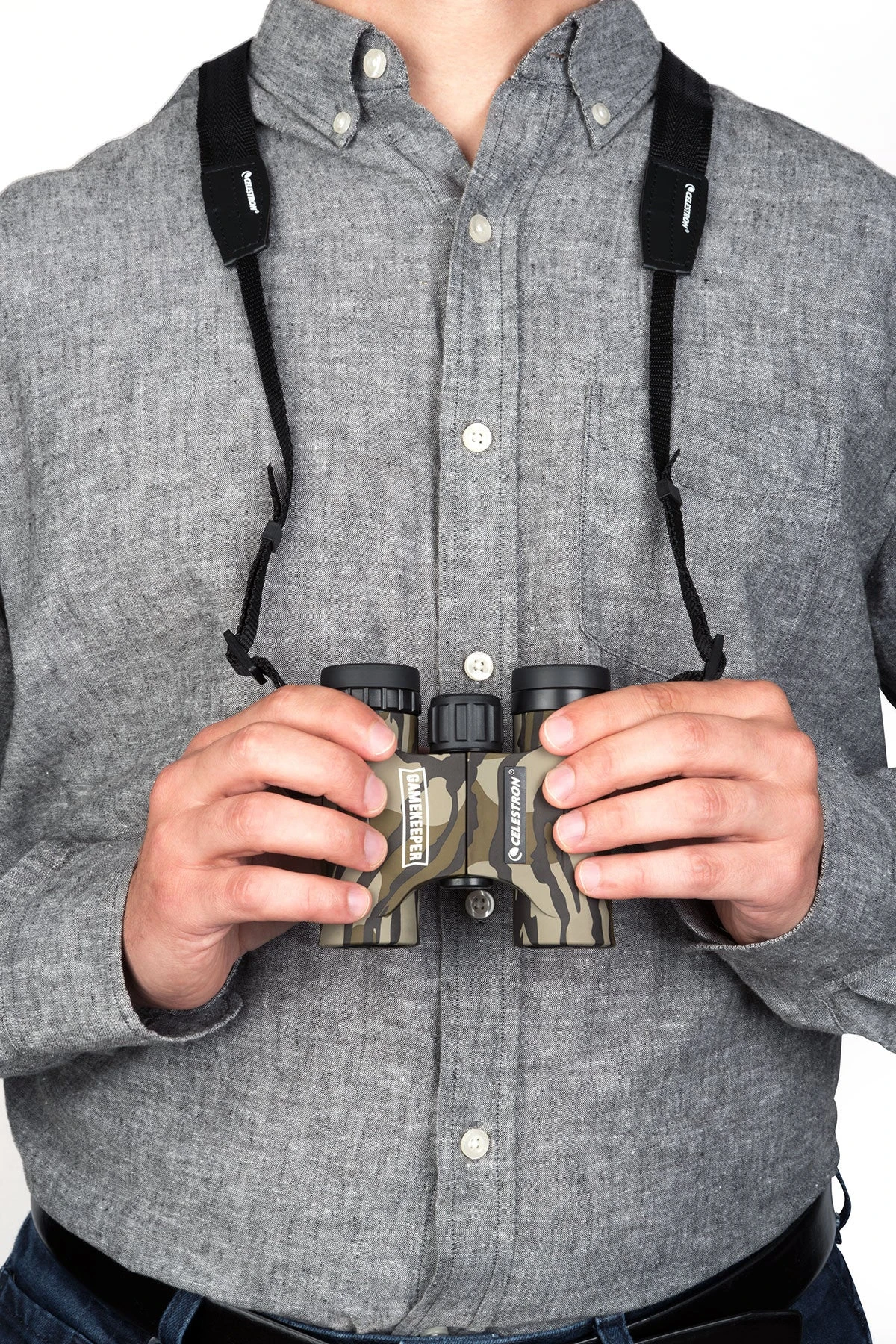 Celestron Gamekeeper 10x25mm Roof Binoculars - Image 5